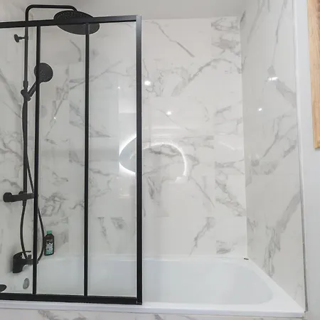 Le Factory Aux Pieds De La Gare Sncf Apartment